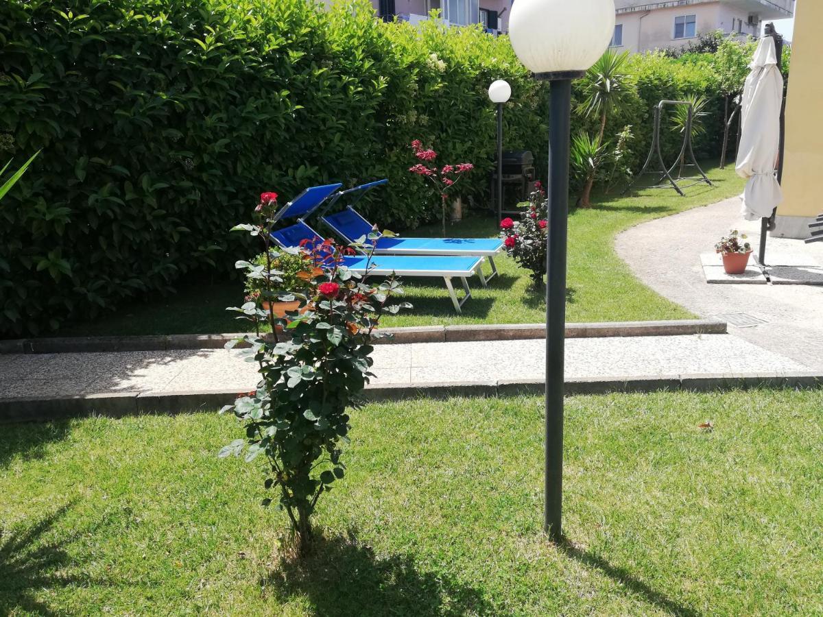 B&B Villa Rosa Sant'Antonio Abate Exterior photo